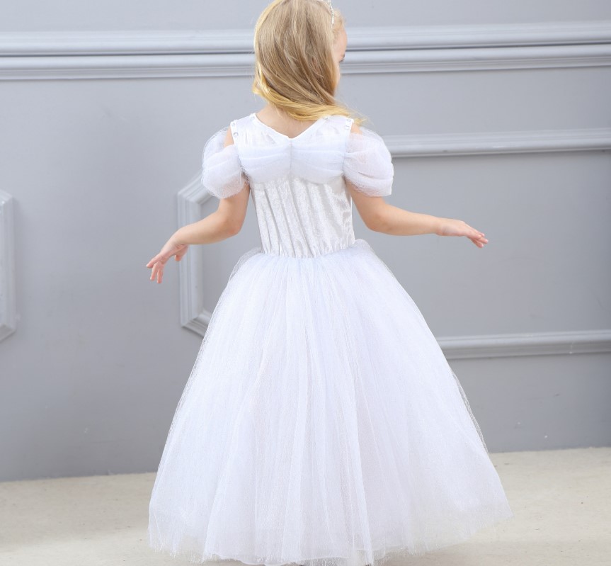 Cinderella White 00000